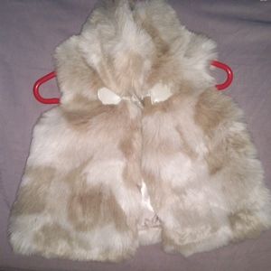 (9-12mo) Faux fur Vest